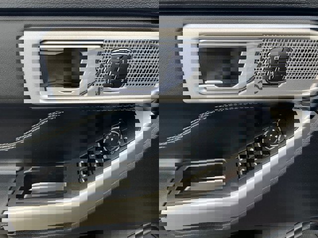 Certified 2022 Ford Explorer Limited w/ Equipment Group 301A image 12