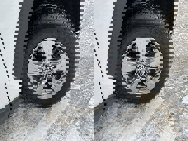 Used 2023 Toyota RAV4 XLE image 40