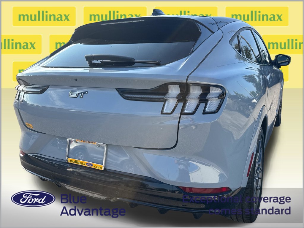 Certified 2025 Ford Mustang Mach-E GT AWD/4WD image 4