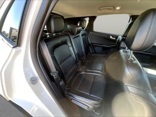 Certified 2024 Ford Escape Platinum AWD/4WD image 26