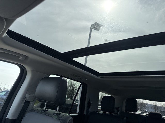 Certified 2025 Ford Expedition Active image 24