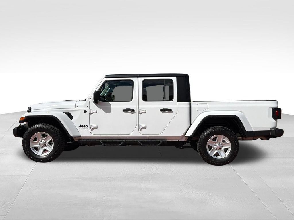 Used 2023 Jeep Gladiator Sport AWD/4WD image 4