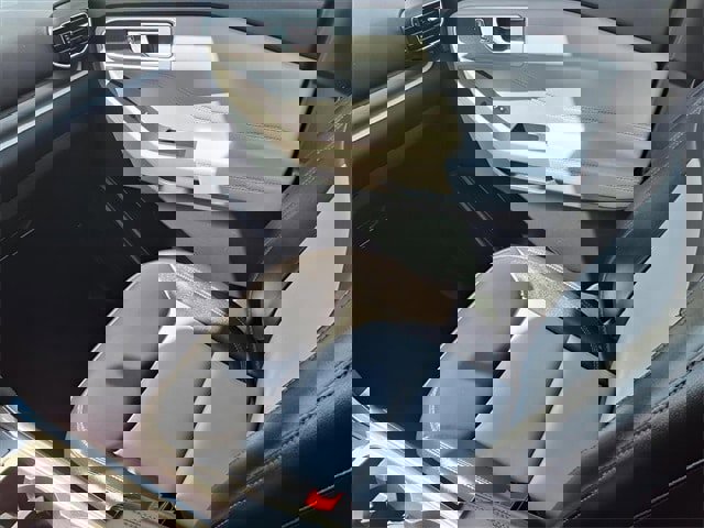 Certified 2024 Ford Explorer XLT w/ Equipment Group 202A image 13