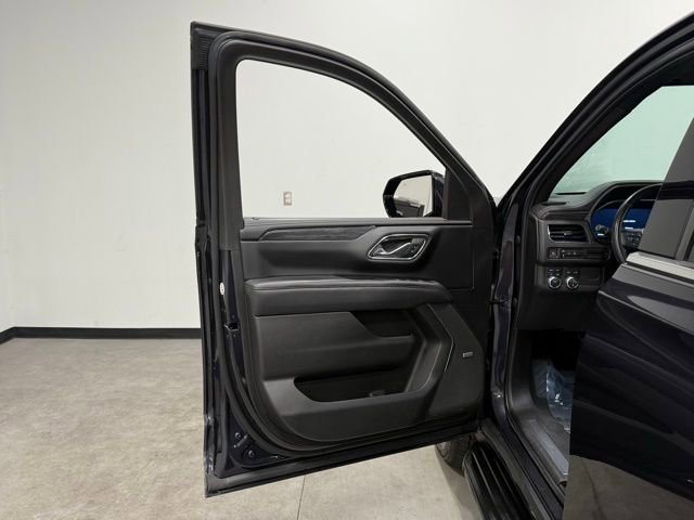 Used 2023 GMC Yukon SLT image 12