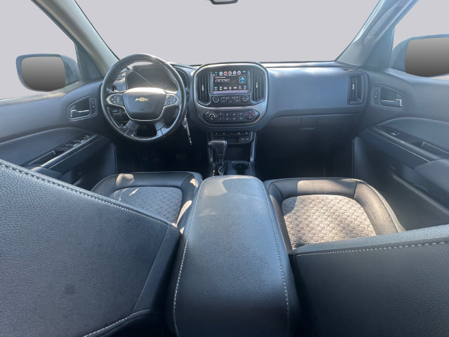 Used 2018 Chevrolet Colorado Z71 AWD/4WD image 12