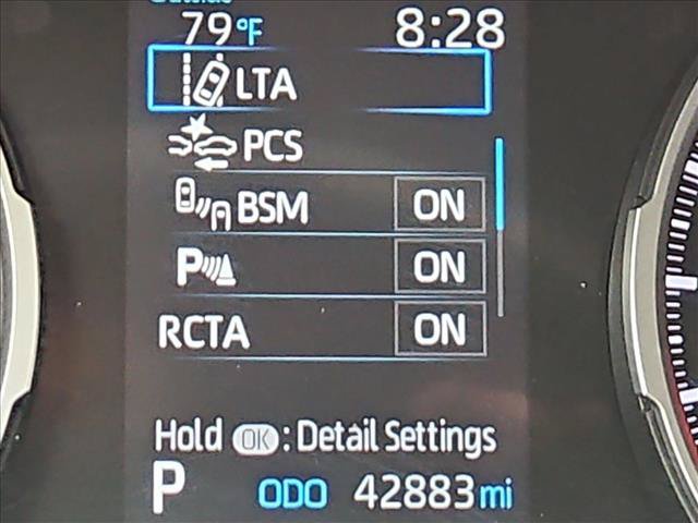 Used 2022 Toyota RAV4 XLE Premium AWD/4WD image 12