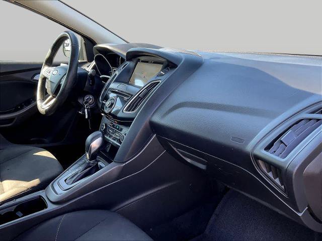 Certified 2017 Ford Focus SEL w/ Cold Weather Package FWD image 28