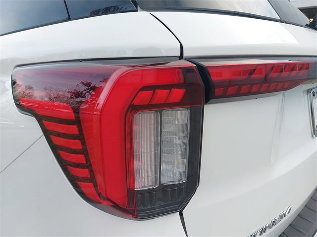 Certified 2025 Ford Explorer Platinum w/ Ultimate Package image 33