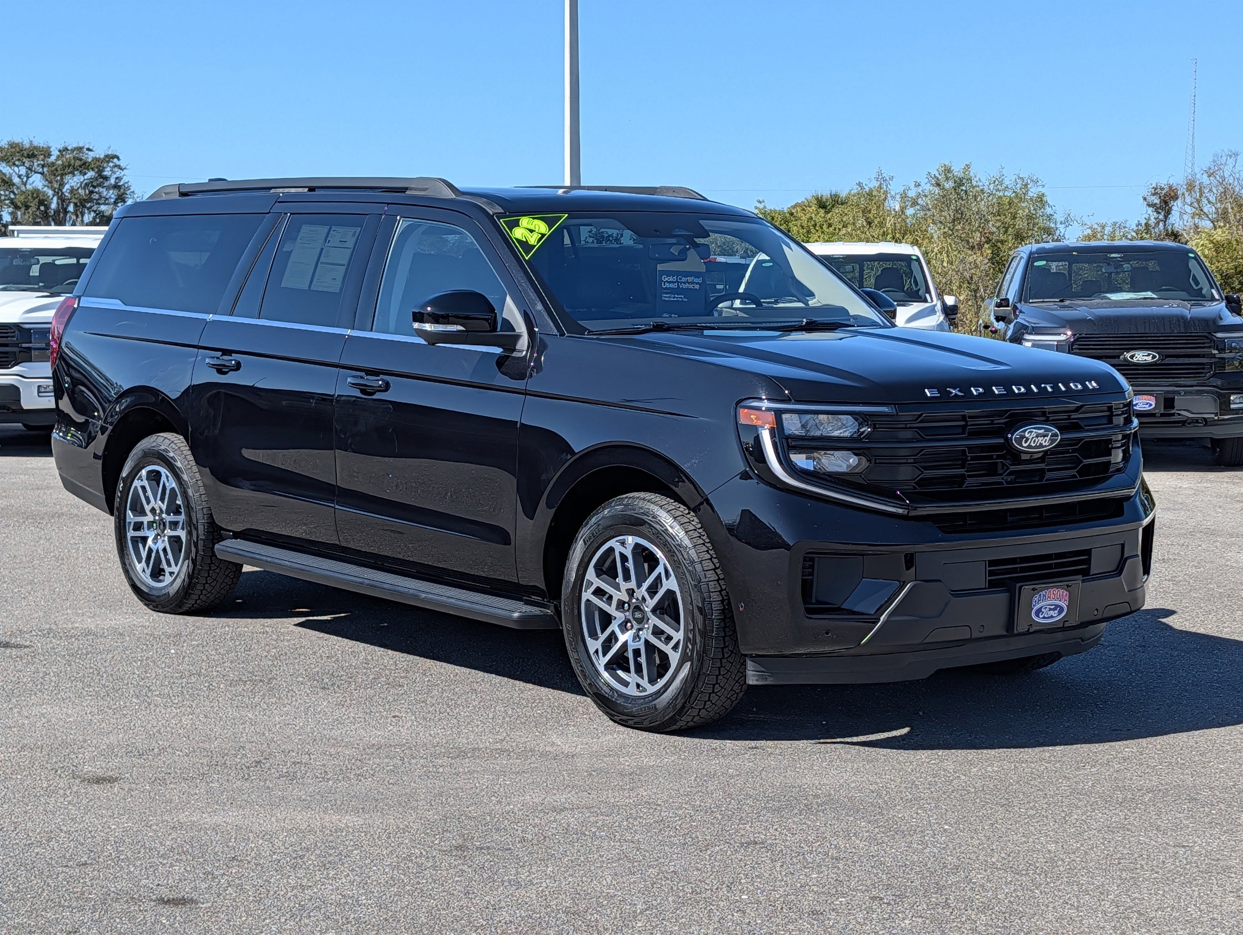 Certified 2025 Ford Expedition Max Active image 2