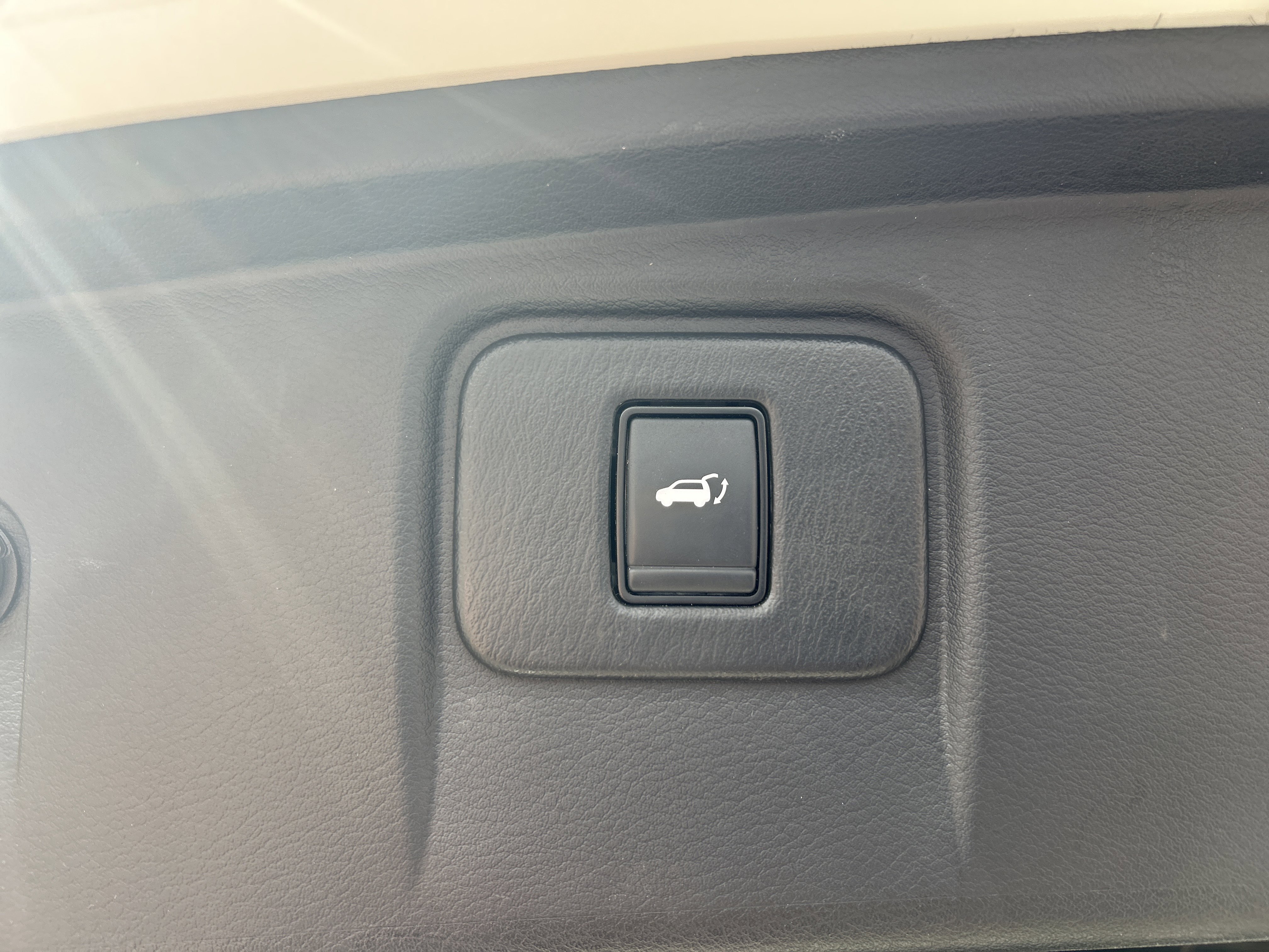 Used 2021 Nissan Murano SV image 14