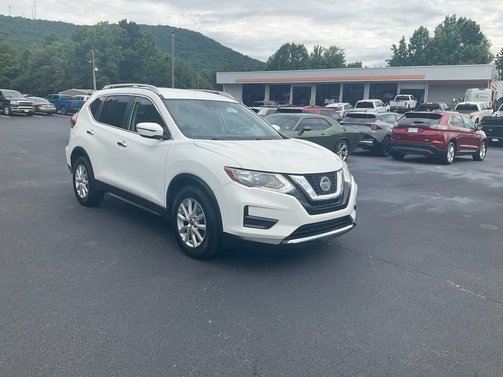 Used 2019 Nissan Rogue SV FWD image 3