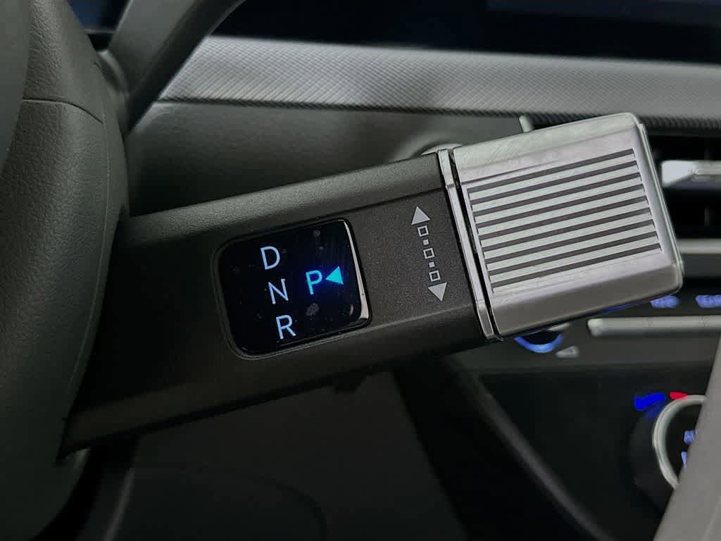 Used 2025 Hyundai Sonata SEL FWD image 17
