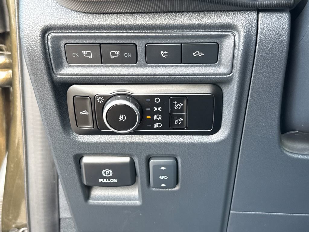 Certified 2024 Ford F150 Raptor AWD/4WD image 15