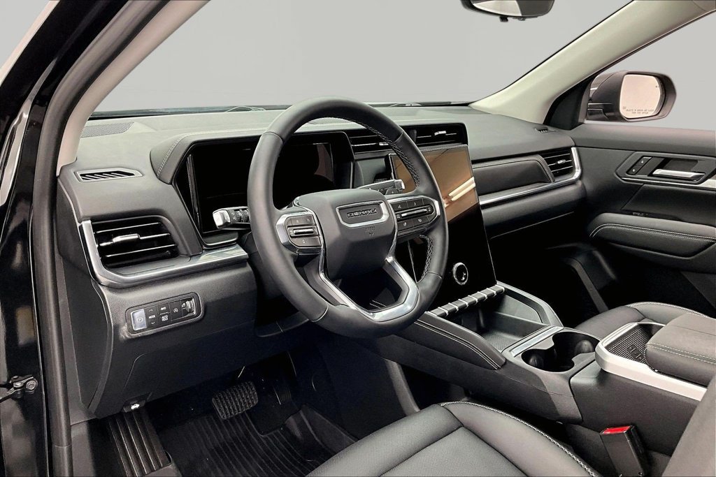 Used 2026 GMC Terrain Denali w/ LPO, Black Badging Package AWD/4WD image 14
