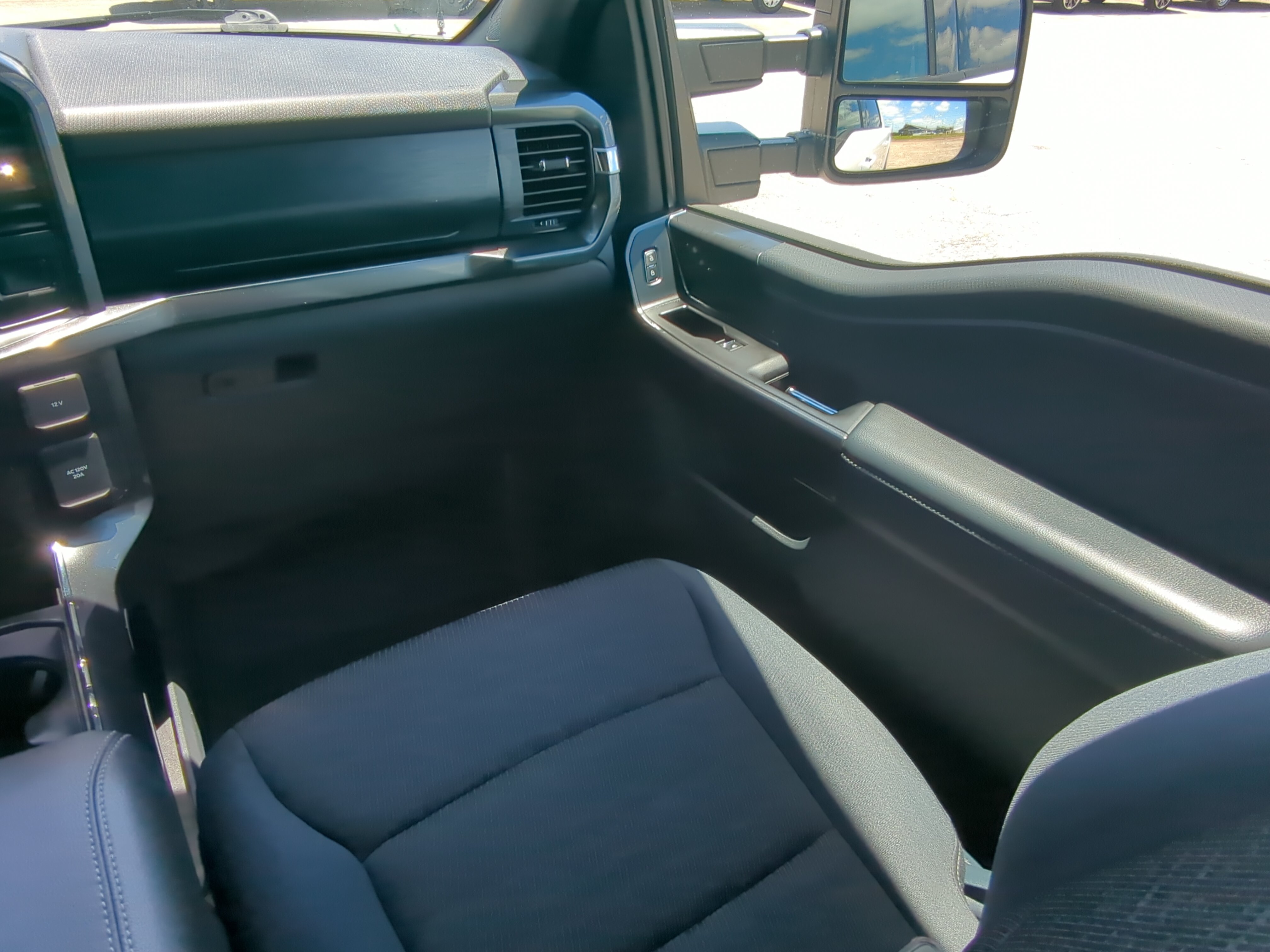 Certified 2021 Ford F150 XLT w/ Equipment Group 302A High AWD/4WD image 15