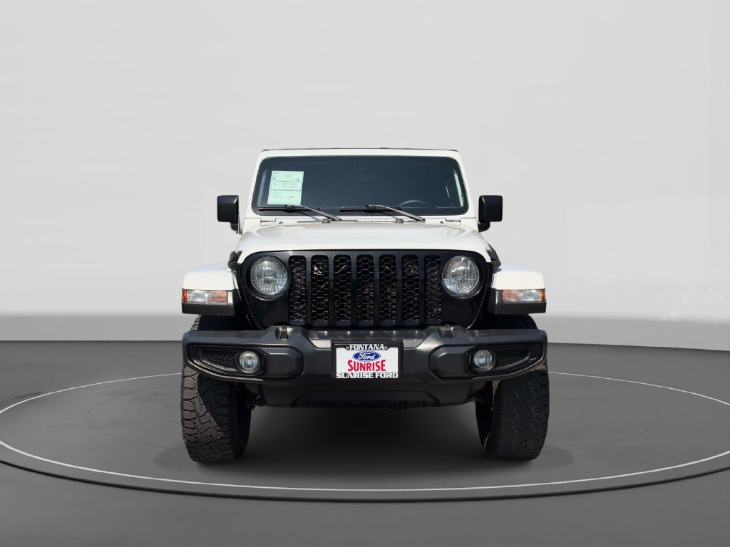 Used 2023 Jeep Gladiator Sport AWD/4WD image 3