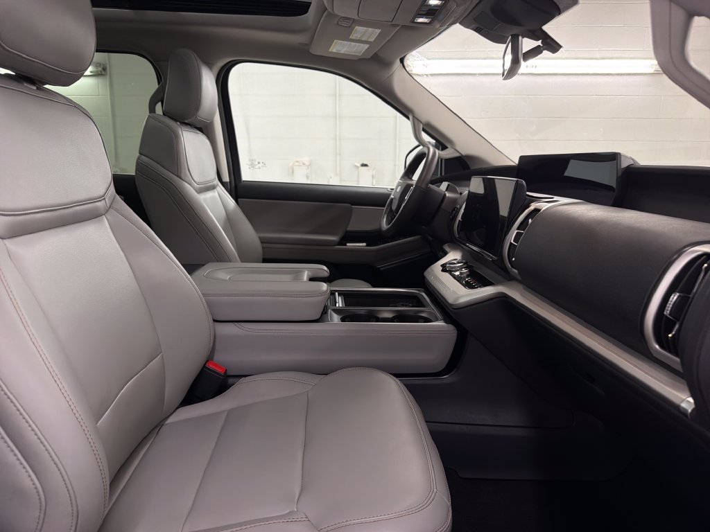 Certified 2025 Ford Expedition Active RWD image 33