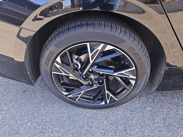 Used 2025 Kia K5 GT-Line w/ GT-Line Premium Package AWD/4WD image 18