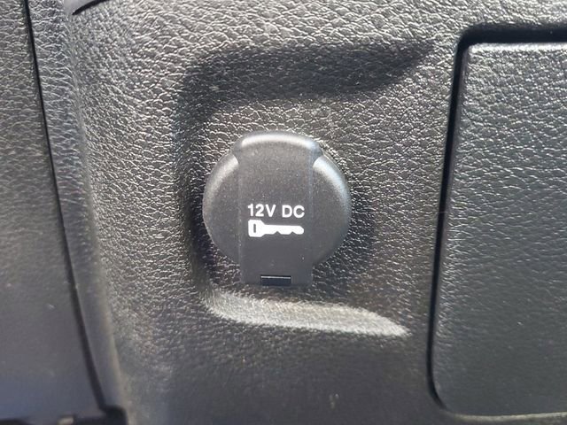 Used 2024 RAM 1500 Classic SLT image 28