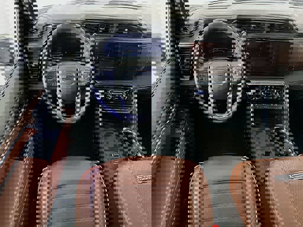 Used 2024 GMC Sierra 2500 Denali Ultimate image 13