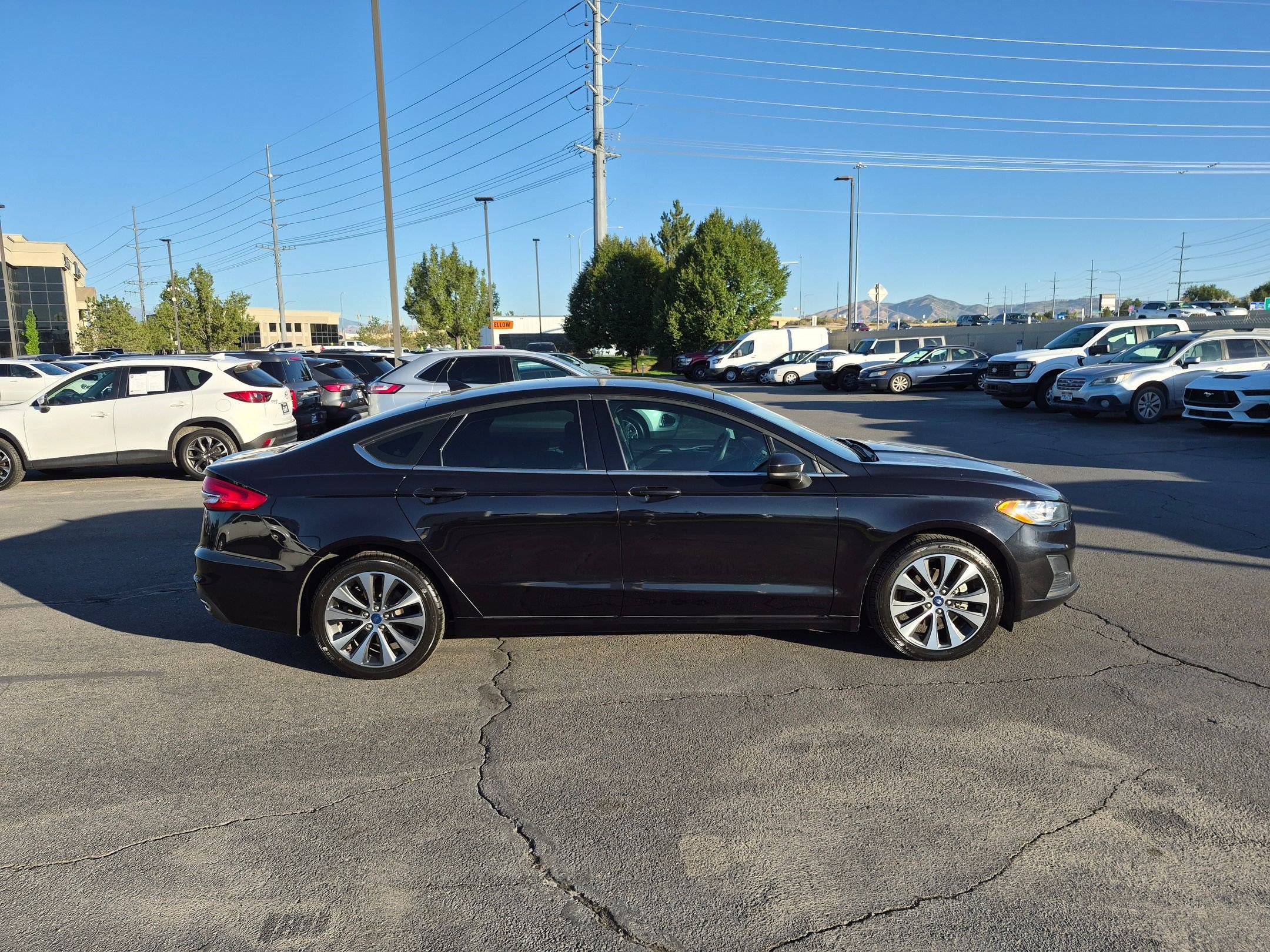 Certified 2020 Ford Fusion SE AWD/4WD image 2