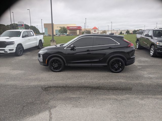 Used 2024 Mitsubishi Eclipse Cross LE image 2