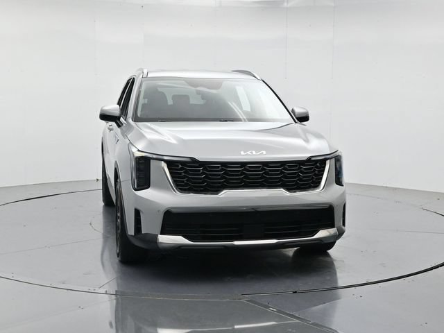 Used 2025 Kia Sorento S FWD image 5
