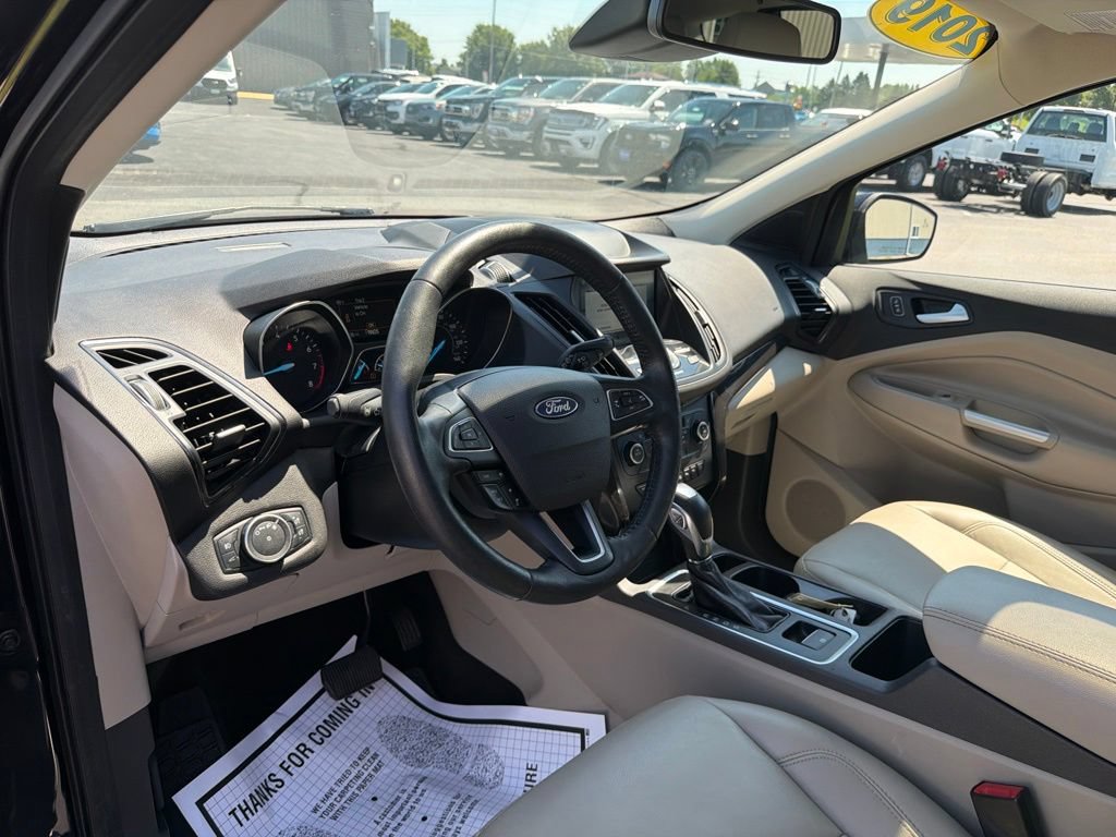 Certified 2019 Ford Escape Titanium AWD/4WD image 10