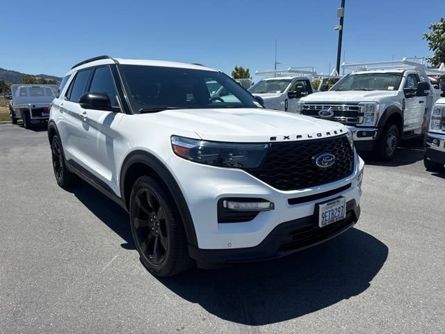 Certified 2022 Ford Explorer ST w/ Equipment Group 401A AWD/4WD image 4