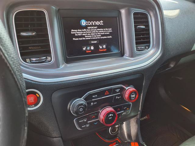 Used 2019 Dodge Charger SXT w/ Leather Interior Group RWD image 10