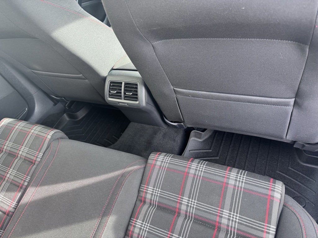 Used 2019 Volkswagen GTI S image 20