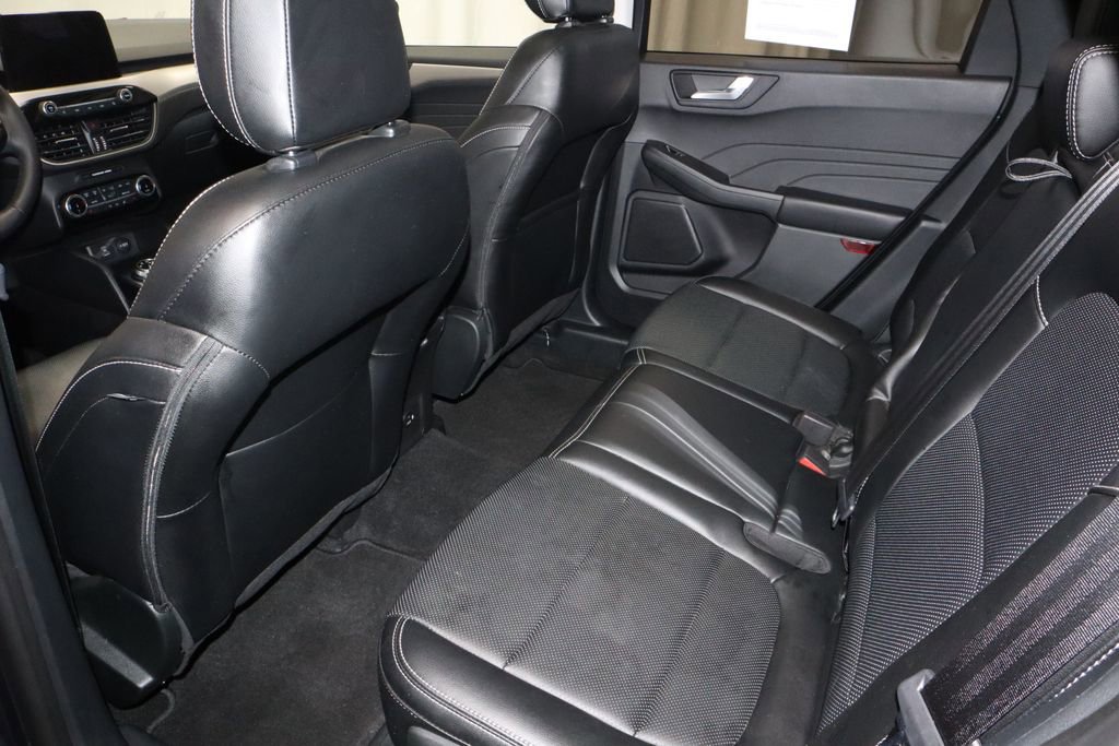Certified 2022 Ford Escape SEL image 21