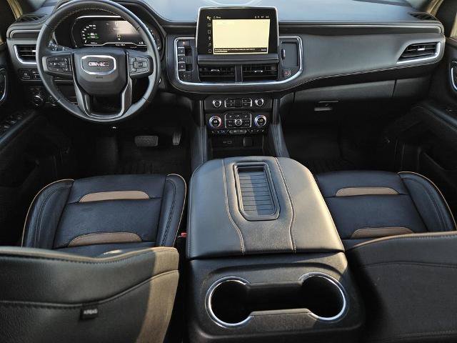 Used 2024 GMC Yukon XL AT4 w/ Technology Package AWD/4WD image 14