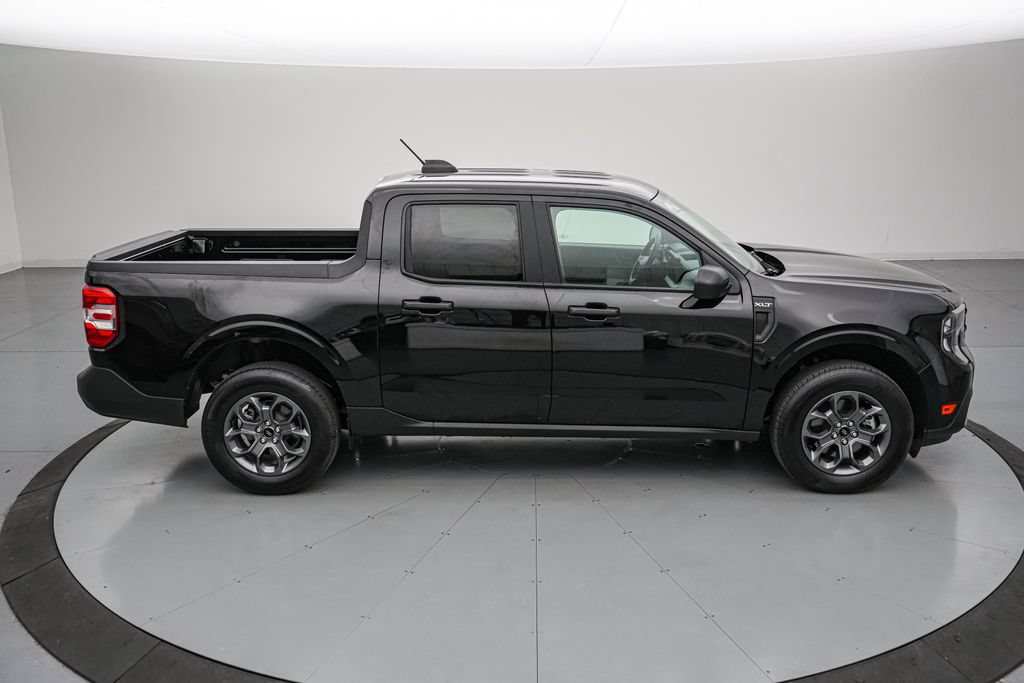 Certified 2026 Ford Maverick XLT AWD/4WD image 3