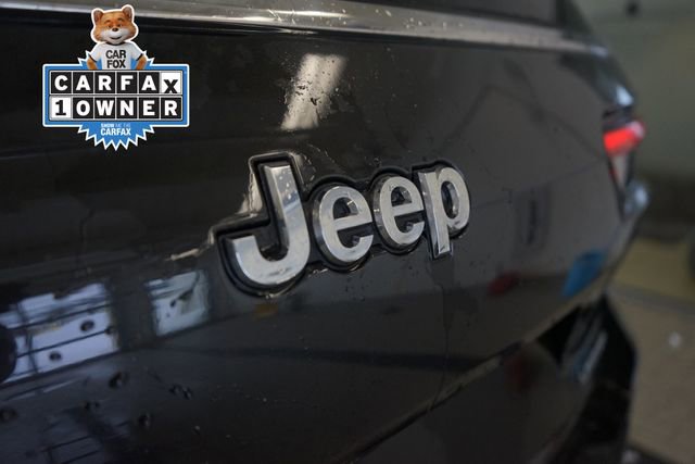 Used 2022 Jeep Grand Cherokee L Limited image 13