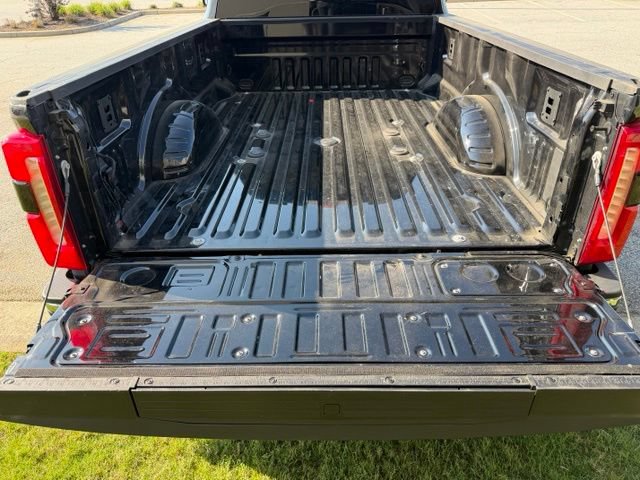 Certified 2025 Ford F450 Lariat w/ FX4 Off-Road Package AWD/4WD image 5