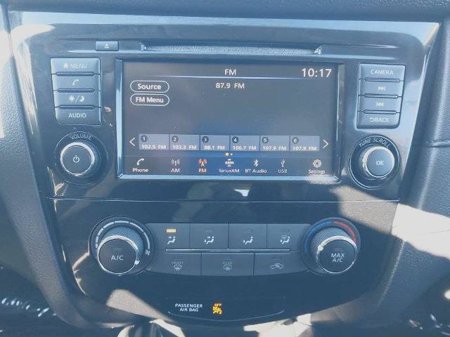 Used 2018 Nissan Rogue S AWD/4WD image 19