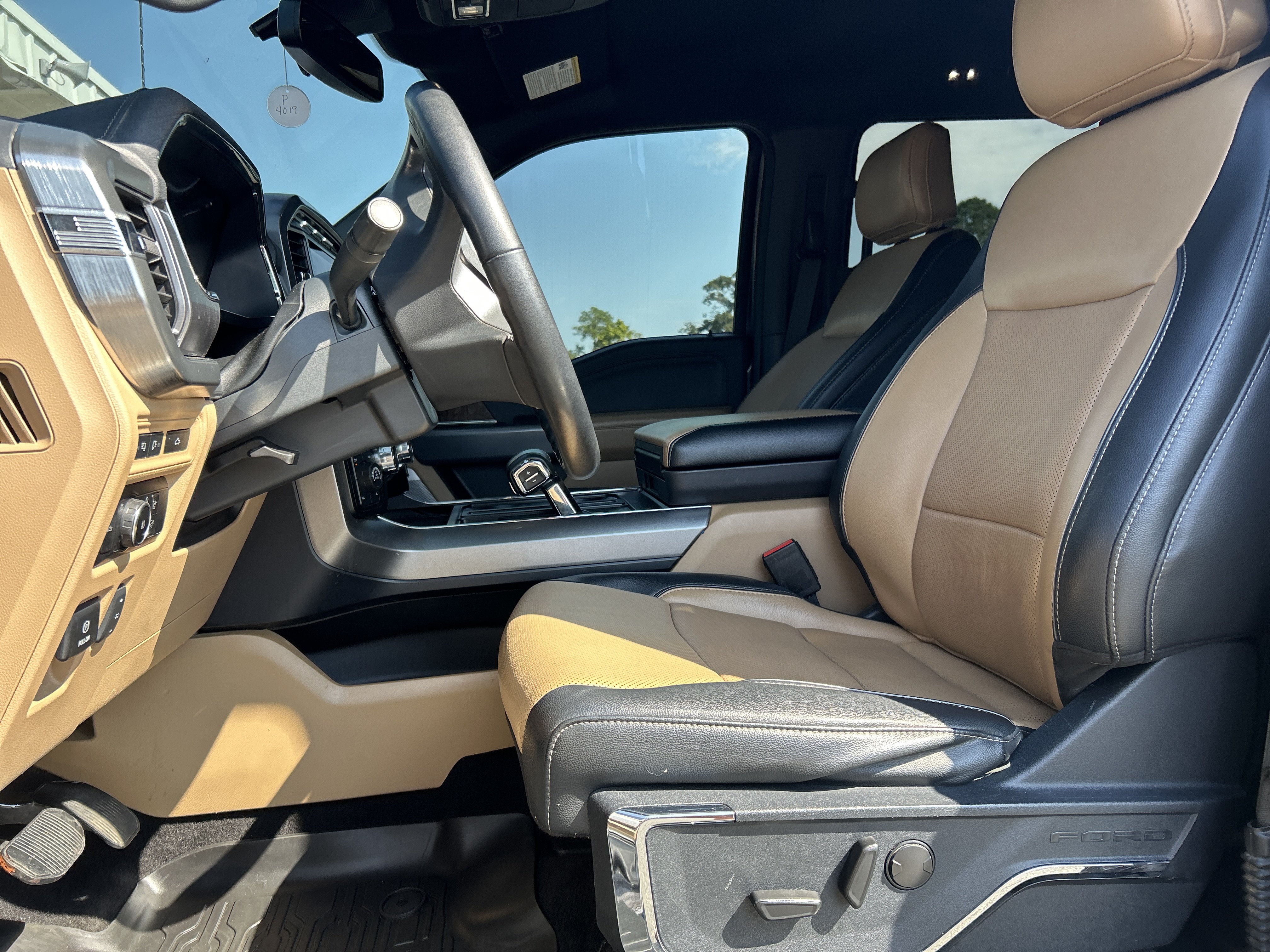 Certified 2023 Ford F150 Lariat w/ Trailer Tow Package AWD/4WD image 9