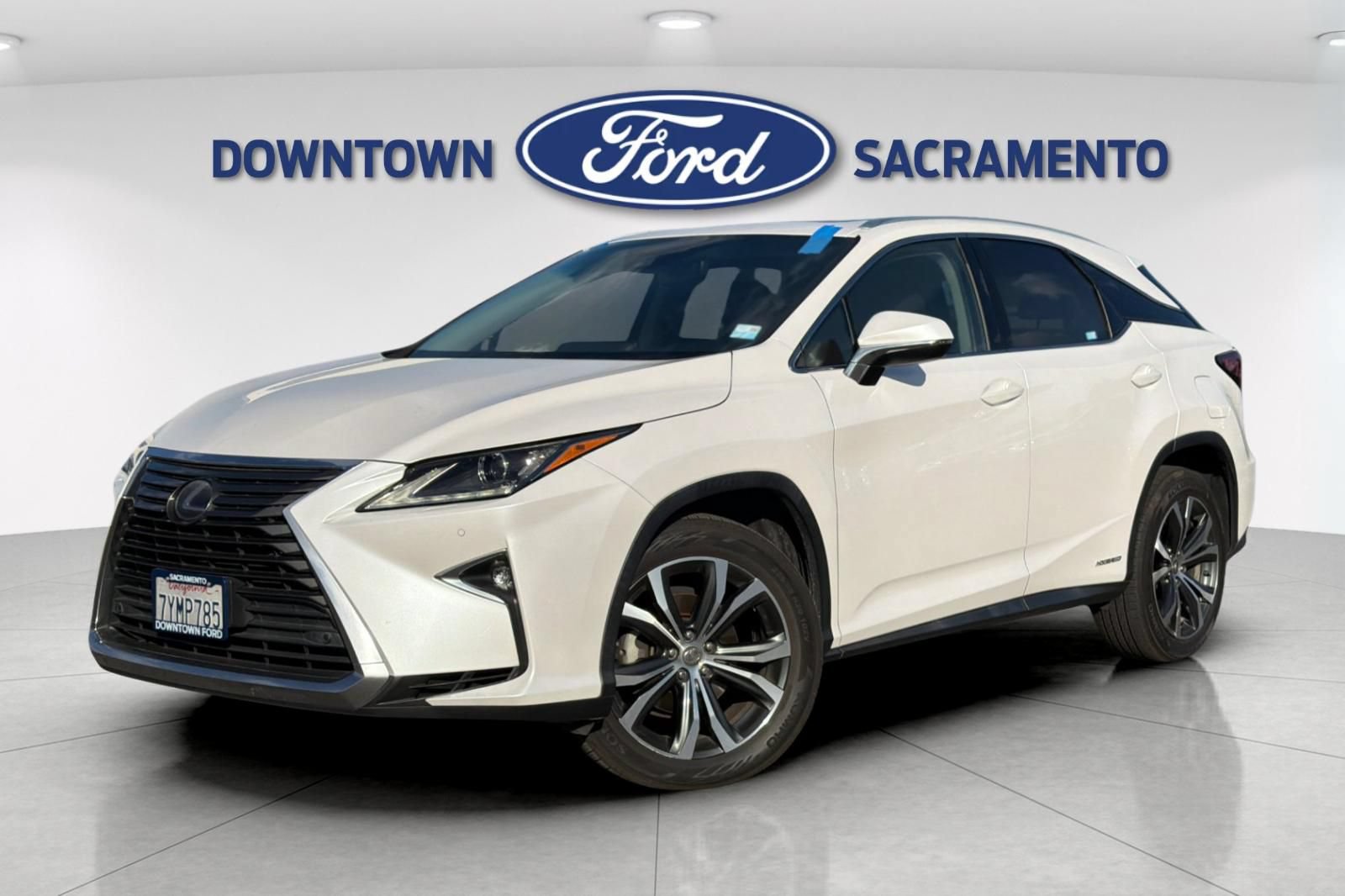 Used 2017 Lexus RX 450h AWD w/ Cold Weather Package image 2