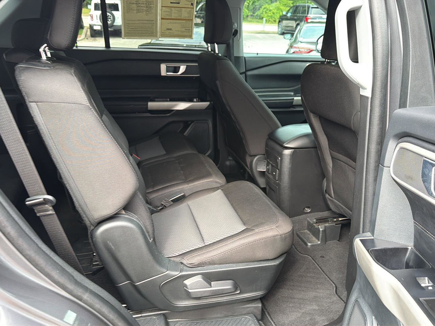 Certified 2023 Ford Explorer XLT RWD image 13