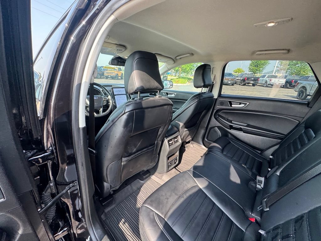 Certified 2024 Ford Edge SEL w/ Convenience Package AWD/4WD image 12
