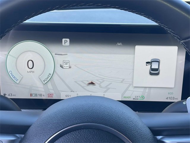 Used 2024 Genesis GV60 RWD image 22