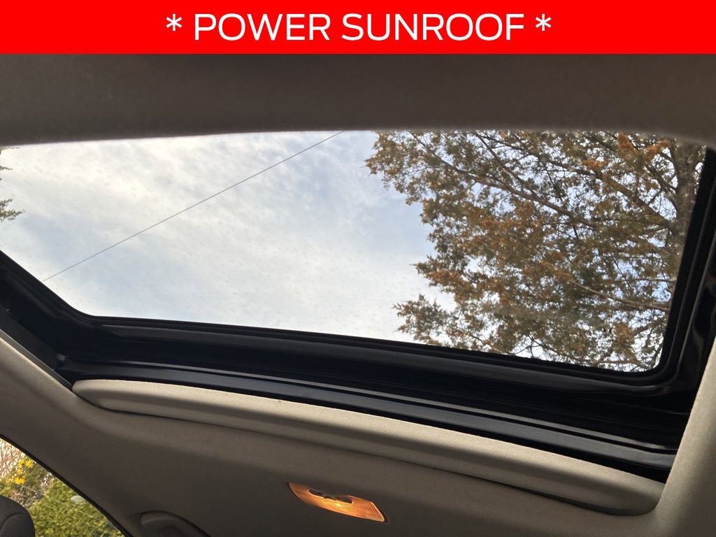 Used 2018 Honda HR-V EX image 7