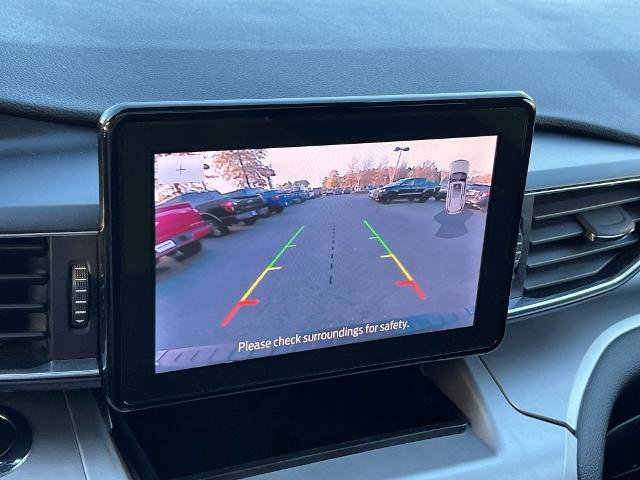 Certified 2022 Ford Explorer XLT w/ Equipment Group 202A image 22