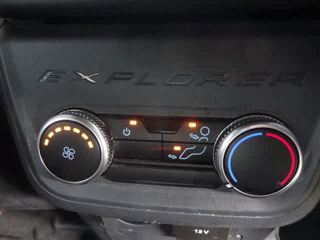 Certified 2025 Ford Explorer ST-Line AWD/4WD image 14