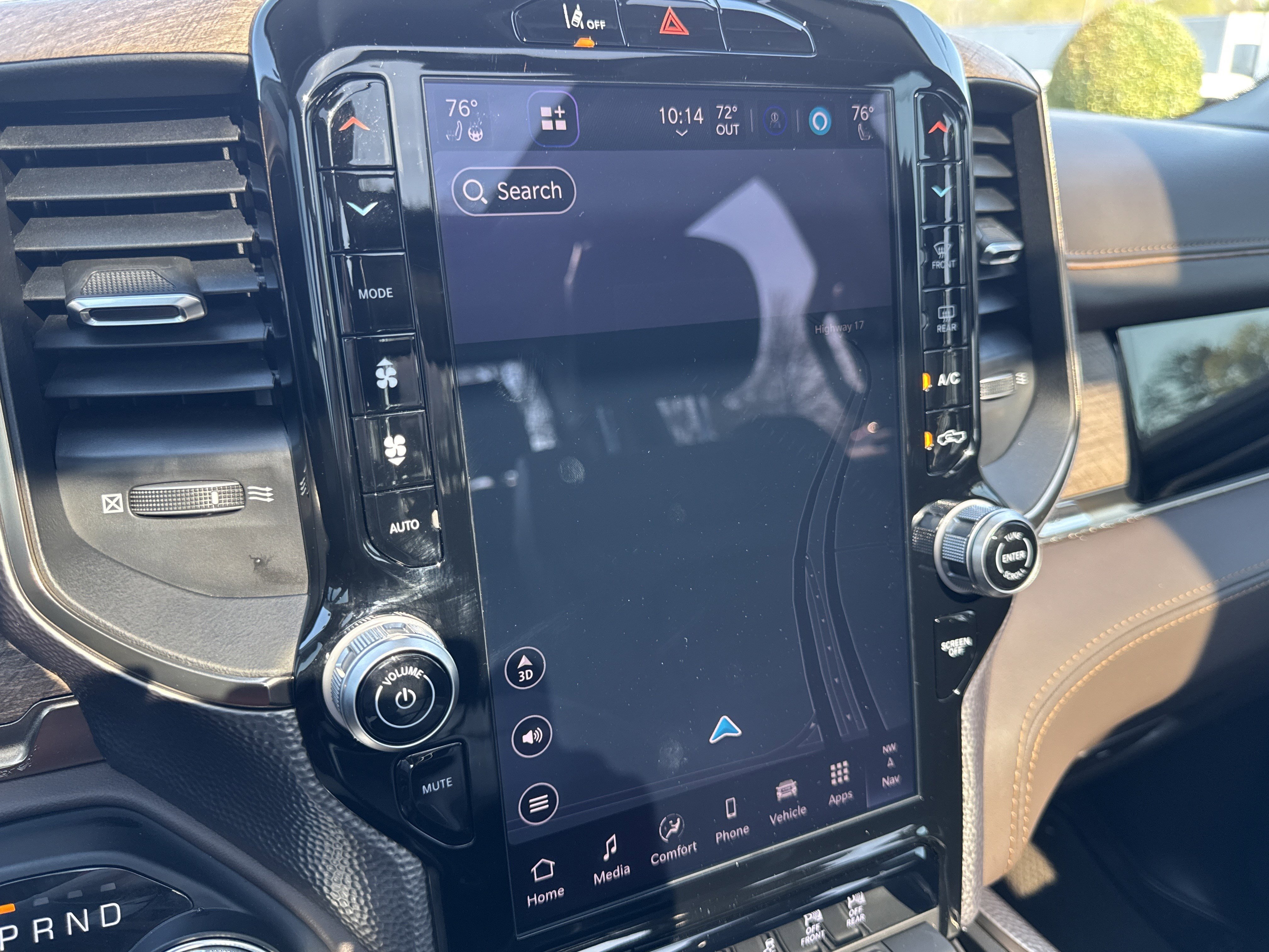 Used 2025 RAM 1500 Limited image 29