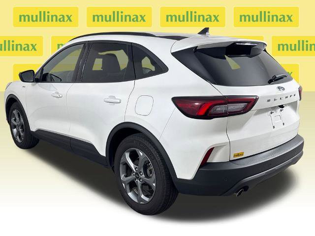 Certified 2025 Ford Escape ST-Line w/ Tech Pack #1 FWD image 11