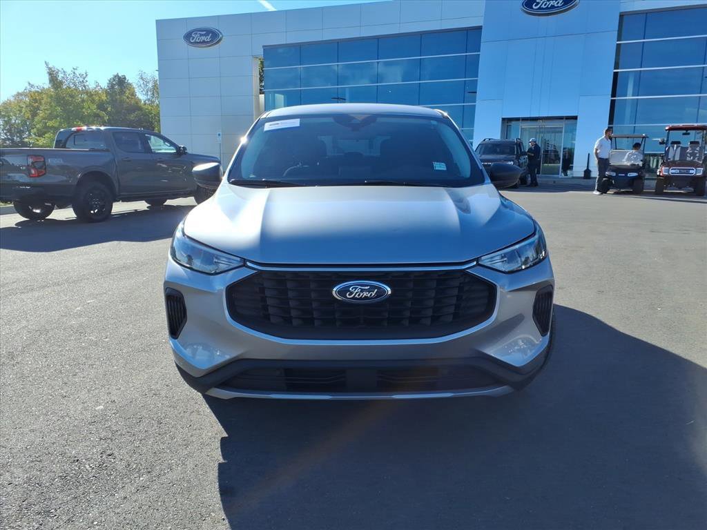 Certified 2024 Ford Escape Active w/ Cold Weather Package image 8