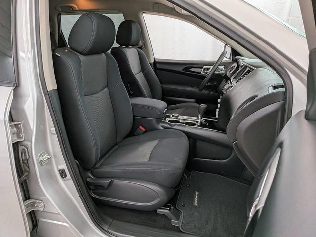 Used 2017 Nissan Pathfinder S AWD/4WD image 21