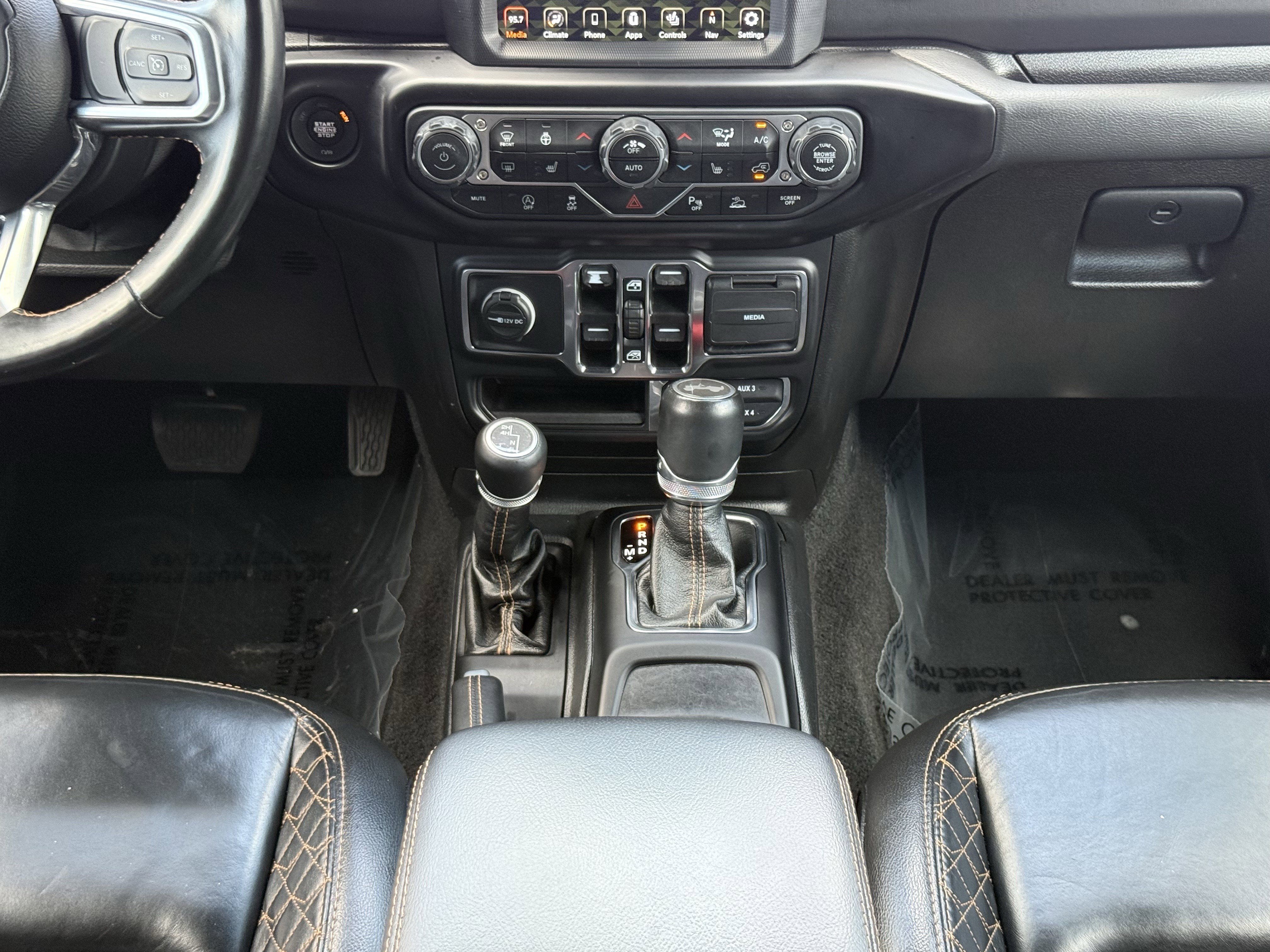 Used 2021 Jeep Wrangler Unlimited Sahara AWD/4WD image 19